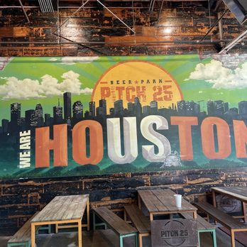 Pitch 25 Beer Park - Beer Gardens Near Me - Houston, Texas Pitch 25 Beer Park - Beer Gardens Near Me - Houston, Texas