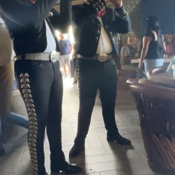 Los Amores de Julia - Mariachi at brunch - Mexican Near Me - Pico Rivera, California
