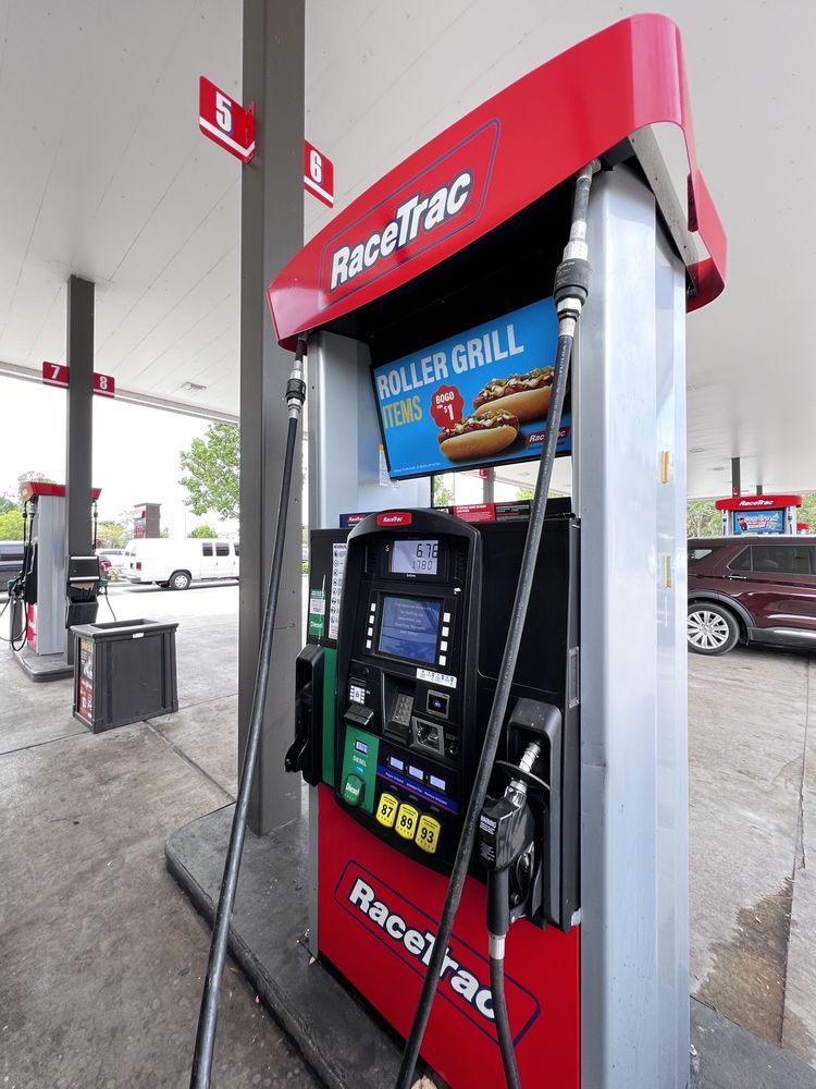 RACETRAC Updated April 2024 14 Photos & 10 Reviews 484 S State Rd