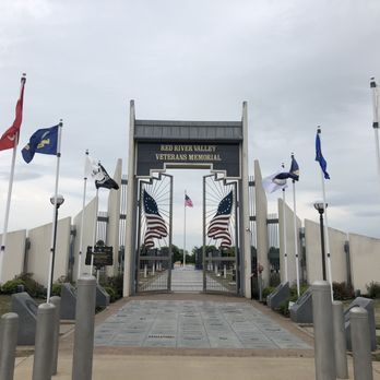 Red River Veterans Memorial - Landmarks & Historical Buildings Near Me - Paris, Texas Red River Veterans Memorial - Landmarks & Historical Buildings Near Me - Paris, Texas