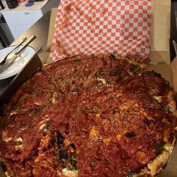 Pizzeria Due - Pizza Near Me - Chicago, Illinois