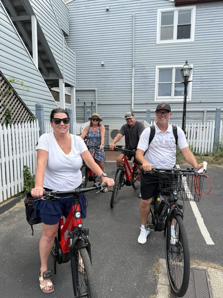 All Star Martha’s Vineyard Bike Rentals Logo