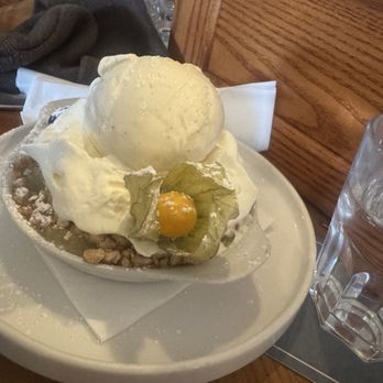 Monks Seafood Restaurant & Pub - Apple crumble - Pubs Near Me - Ballyvaughan, CE Monks Seafood Restaurant & Pub - Apple crumble - Pubs Near Me - Ballyvaughan, CE