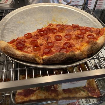 Prime Pizza - Good pepperoni slices - Pizza Near Me - El Segundo, California Prime Pizza - Good pepperoni slices - Pizza Near Me - El Segundo, California