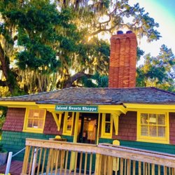 Island Sweets Shoppe - Sweets Shoppe, Jekyll Island -- storefront