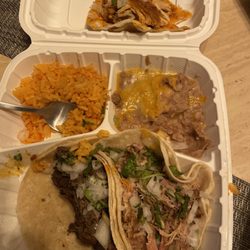 Patricio's Mexican Taqueria - The three taco plate