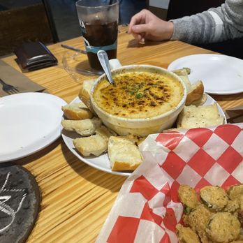 Mudbugs Cajun Icehouse - Seafood Fondue - Cajun/Creole Near Me - Corpus Christi, Texas