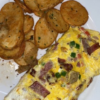 Eggspectation - Timonium - Omelette with turkey bacon and turkey sausage - Breakfast & Brunch Near Me - Timonium, Maryland