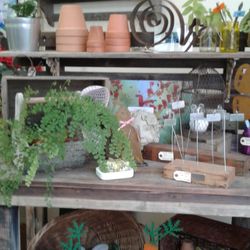 La Fleurette Garden Decor