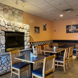 Aubree's Breakfast Place - Dining area