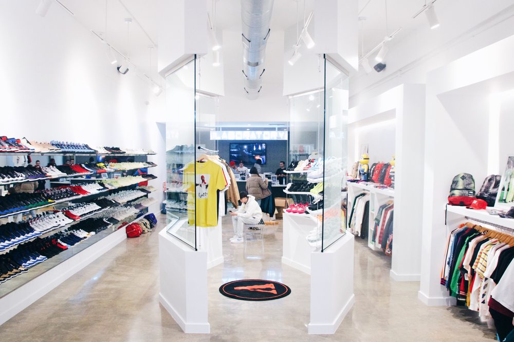 THE LABORATORY DTX 12 Photos & 20 Reviews 1931 Greenville Ave