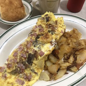 Mills River Restaurant - Ham, peppers, cheese Omelette with Home Fried Potatoes w Cornbread biscuit - American Near Me - Mills River, North Carolina Mills River Restaurant - Ham, peppers, cheese Omelette with Home Fried Potatoes w Cornbread biscuit - American Near Me - Mills River, North Carolina
