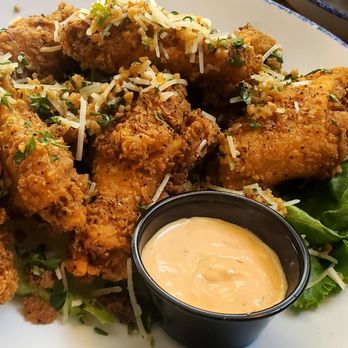 Kitchen 15 - GARLIC PARM WINGS - Breakfast & Brunch Near Me - Sacramento, California Kitchen 15 - GARLIC PARM WINGS - Breakfast & Brunch Near Me - Sacramento, California