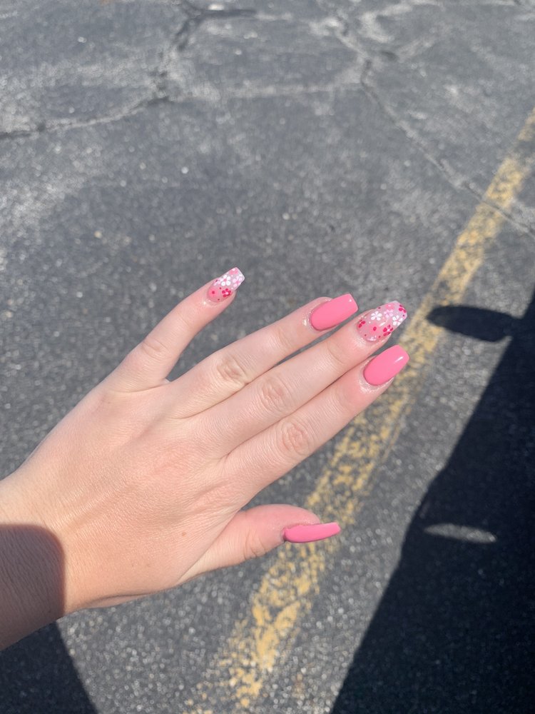 Angel Nails Logo
