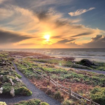 Overleaf Lodge & Spa - Hotels Near Me - Yachats, Oregon Overleaf Lodge & Spa - Hotels Near Me - Yachats, Oregon
