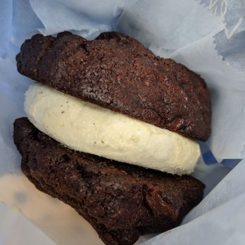 Levain Bakery - Upper East Side, NYC - Ice cream sandwich.- $7 - Bakeries Near Me - New York, New York Levain Bakery - Upper East Side, NYC - Ice cream sandwich.- $7 - Bakeries Near Me - New York, New York