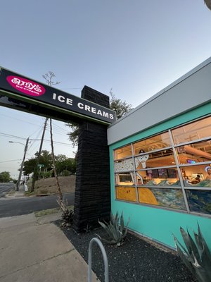 Amy's Ice Creams by null