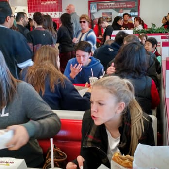 In-N-Out Burger - Feeding time at In-N-Out. - Burgers Near Me - Lebec, California In-N-Out Burger - Feeding time at In-N-Out. - Burgers Near Me - Lebec, California