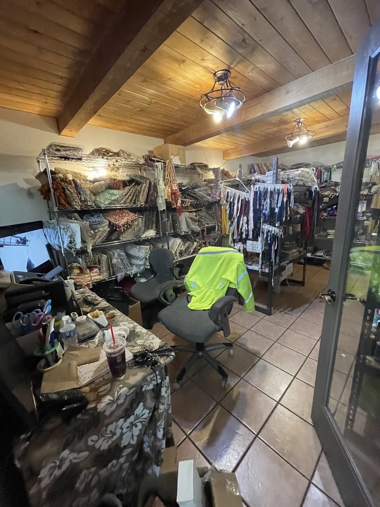 FABRICS FOR LESS Updated September 2024 13 Reviews 109 South