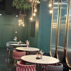 Chérie Cafe & Lounge - Lounge