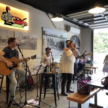 The Garage BBQ - The live currently-needing-a-name band that was AMAZING! - Barbeque Near Me - Scarborough, Maine The Garage BBQ - The live currently-needing-a-name band that was AMAZING! - Barbeque Near Me - Scarborough, Maine