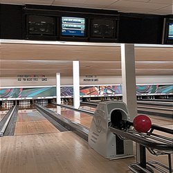 Madison-Square Lanes - Bowling lanes & ball return