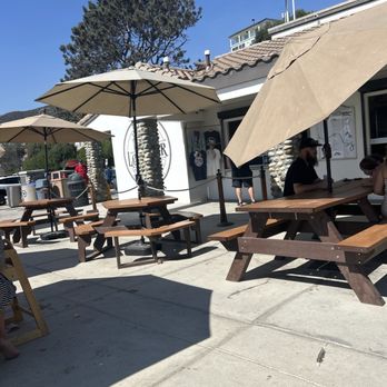 Lost Pier Cafe - Bar area - Cafes Near Me - Laguna Beach, California