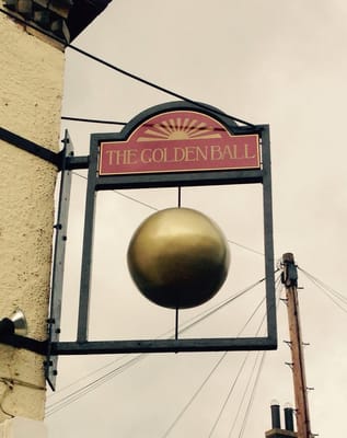 Golden Ball by null