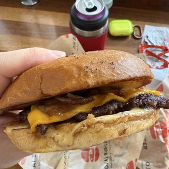 Ojai Burger - Smash Burger - Burgers Near Me - Orange, California