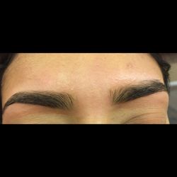Brows by Threads - Eyebrow by Raji
