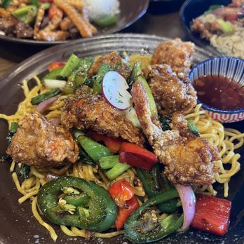 OMELI Kitchen - Lobster Garlic Noodles - Vietnamese Near Me - Fullerton, California OMELI Kitchen - Lobster Garlic Noodles - Vietnamese Near Me - Fullerton, California