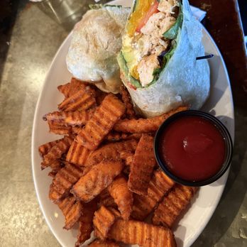 Perfect Pear Bistro - La Lucy in a wrap with chicken and sweet potato fries - New American Near Me - Tempe, Arizona
