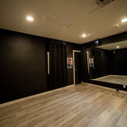 The Hub Noho - Biggie Smalls / 250 sqft