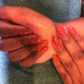 Hollywood Nail Spa - Waxing Near Me - Gaithersburg, Maryland