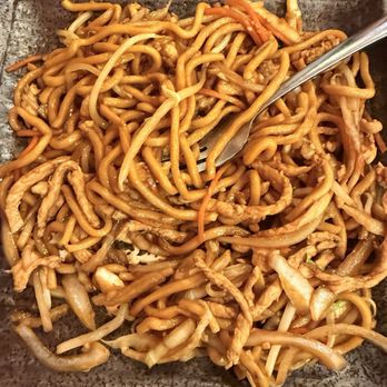Yolo Cafe - Lo mein very delicious. It's very plain, but my daughter loved it. Who's seven! - Chinese Near Me - Germantown, Maryland