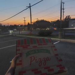 1010 Pizza & Grill