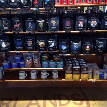 Colectivo Coffee On the Square - Take home some Joe - Coffee & Tea Near Me - Madison, Wisconsin Colectivo Coffee On the Square - Take home some Joe - Coffee & Tea Near Me - Madison, Wisconsin