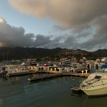 Kona Brewing - View of harbor - Pubs Near Me - Honolulu, Hawaii Kona Brewing - View of harbor - Pubs Near Me - Honolulu, Hawaii