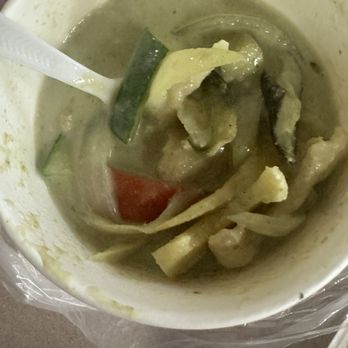 Phooj Ywg Lee's Market - Pad Thai and green chicken curry - Grocery Near Me - Olivehurst, California Phooj Ywg Lee's Market - Pad Thai and green chicken curry - Grocery Near Me - Olivehurst, California
