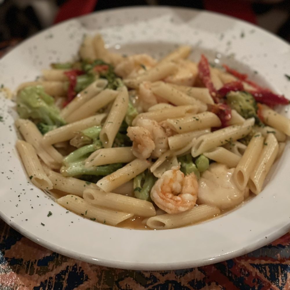 Enrico's Italian Restaurant - Shrimp and Scallops - Italian Near Me - Young Harris, Georgia