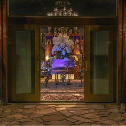W Haus Decor & More - The beautiful entry to the only art gallery in the area.