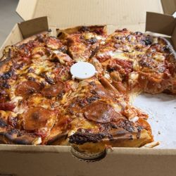 Zamboni's Pizza - 3 Topping Deep Dish Pizza
