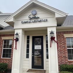 Southlake Clinical Aesthetics - Front door of the building.