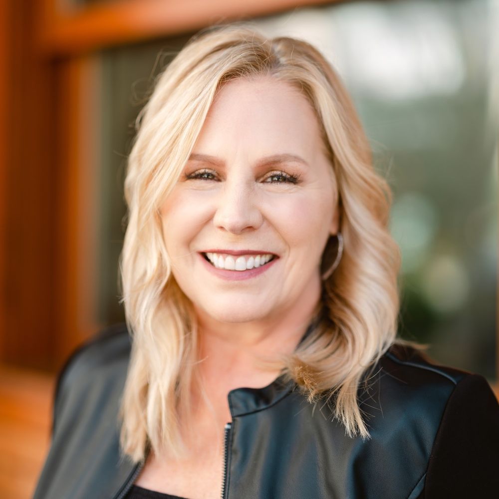 SHELLEY KORN COMPASS Updated May 2024 Contact Agent 11901 NE