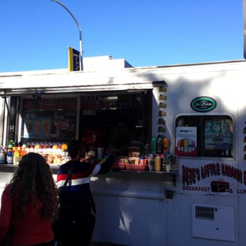 Pete's Little Lunch Box - people ordering food from a food truck - Food Trucks Near Me - Philadelphia, Pennsylvania Pete's Little Lunch Box - people ordering food from a food truck - Food Trucks Near Me - Philadelphia, Pennsylvania