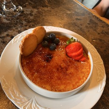 Hamptons - Crème brûlée - Wine Bars Near Me - Sumter, South Carolina