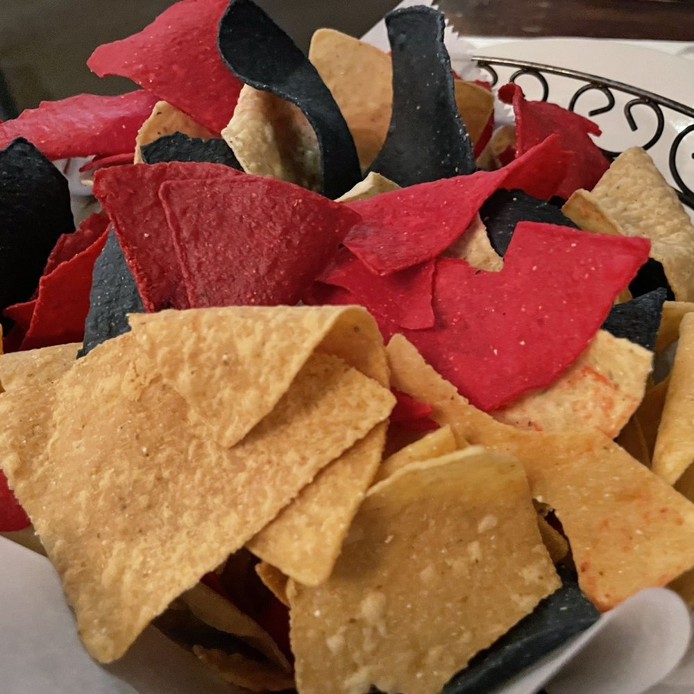 Dizzy's Gypsy Bistro - Chips for cheese dip - New American Near Me - Little Rock, Arkansas