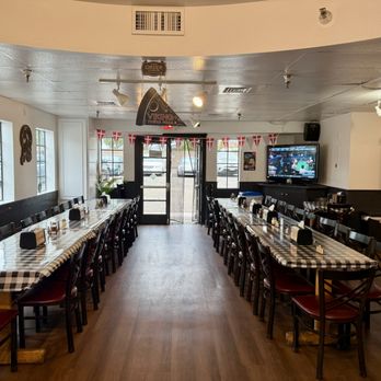 Viking Tower Pizza - Viking Tower Pizza Dining Room - Pizza Near Me - Solvang, California Viking Tower Pizza - Viking Tower Pizza Dining Room - Pizza Near Me - Solvang, California