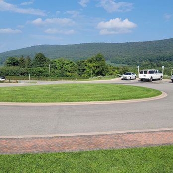 Big Cork Vineyards - Wineries Near Me - Rohrersville, Maryland