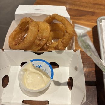 Shake Shack Schaumburg - Onion rings - Burgers Near Me - Schaumburg, Illinois Shake Shack Schaumburg - Onion rings - Burgers Near Me - Schaumburg, Illinois